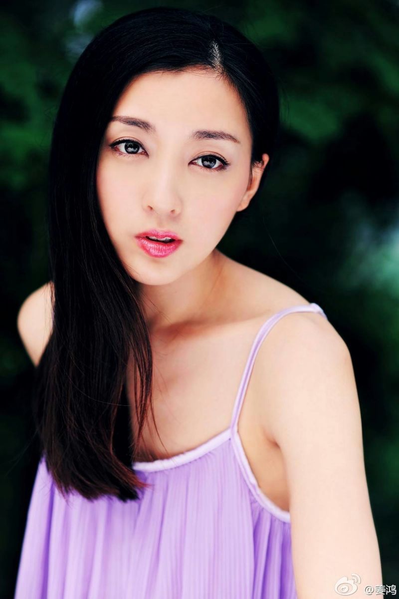 Jiang Hong Sexy and Hottest Photos , Latest Pics