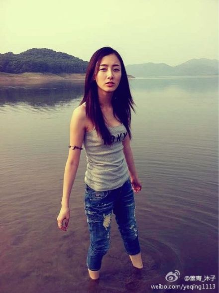 Qing Ye Sexy and Hottest Photos , Latest Pics