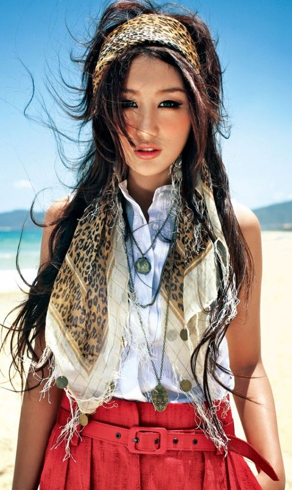Yuqi Liu Sexy and Hottest Photos , Latest Pics