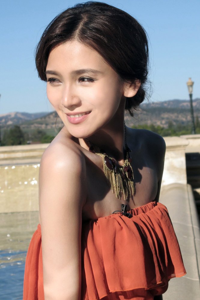 Xiwei Wang Sexy and Hottest Photos , Latest Pics