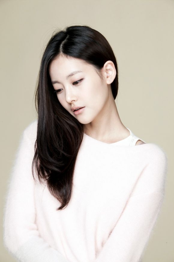 Yeon-Seo Oh Sexy and Hottest Photos , Latest Pics