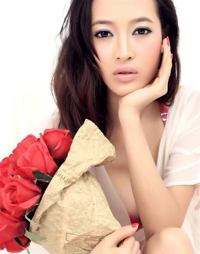 Feiyang Yang Sexy and Hottest Photos , Latest Pics