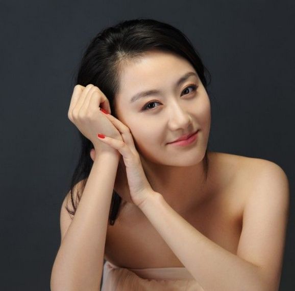 Fangting Jiang Sexy and Hottest Photos , Latest Pics