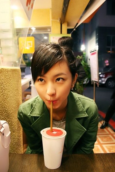Amanda Chou Sexy and Hottest Photos , Latest Pics