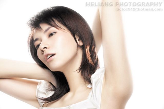 Yuan Li Sexy and Hottest Photos , Latest Pics