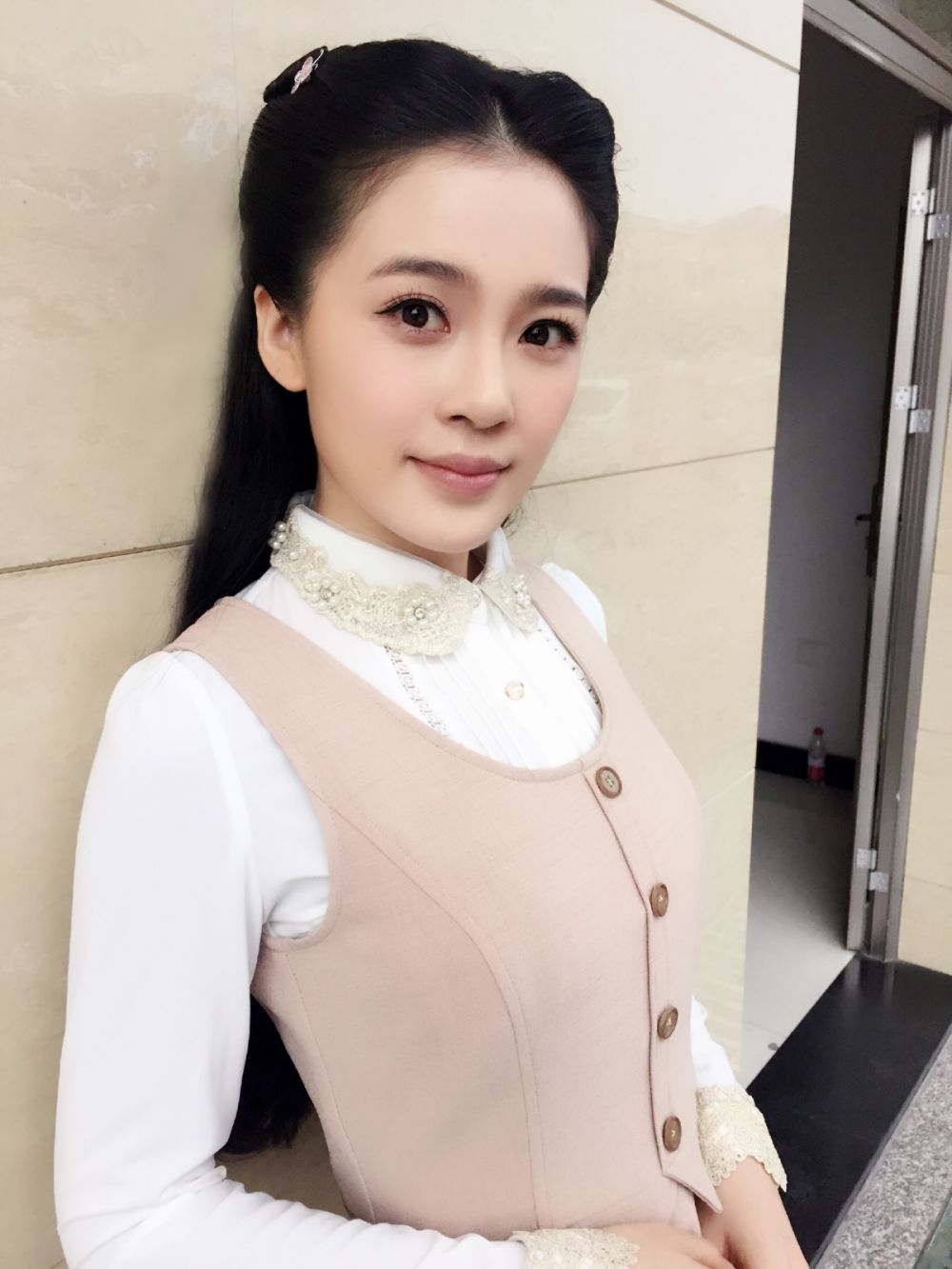 Yingzi Zhao Sexy and Hottest Photos , Latest Pics
