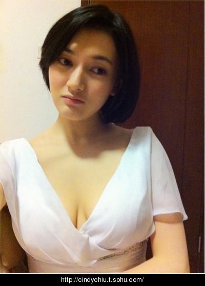 Angela Qiu Sexy and Hottest Photos , Latest Pics