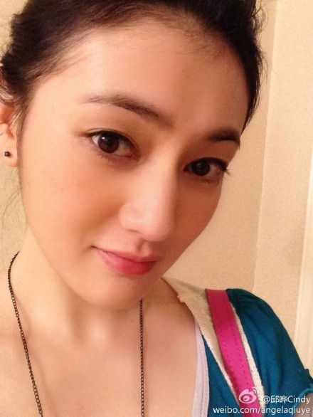 Angela Qiu Sexy and Hottest Photos , Latest Pics