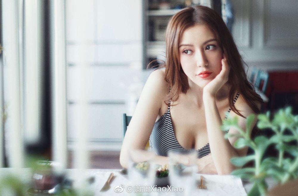 萧潇 Sexy and Hottest Photos , Latest Pics