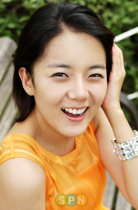 Eun-pi Kang Sexy and Hottest Photos , Latest Pics