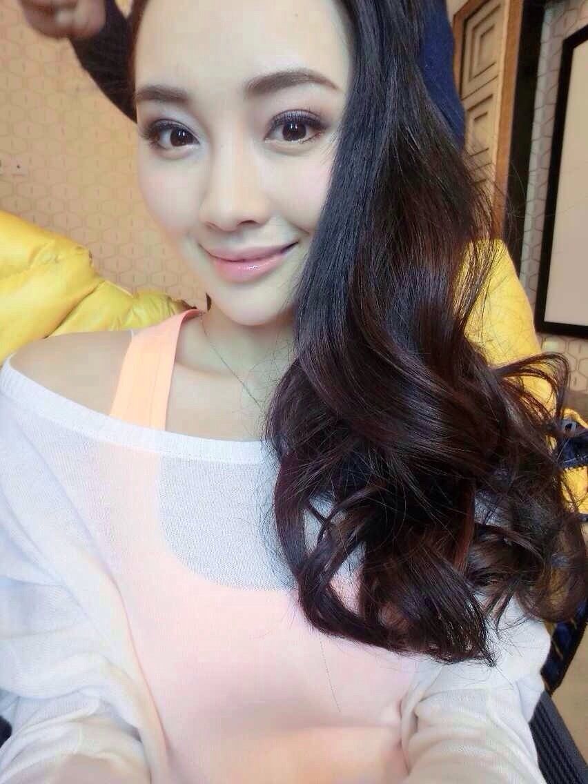 Tingting Shen Sexy and Hottest Photos , Latest Pics