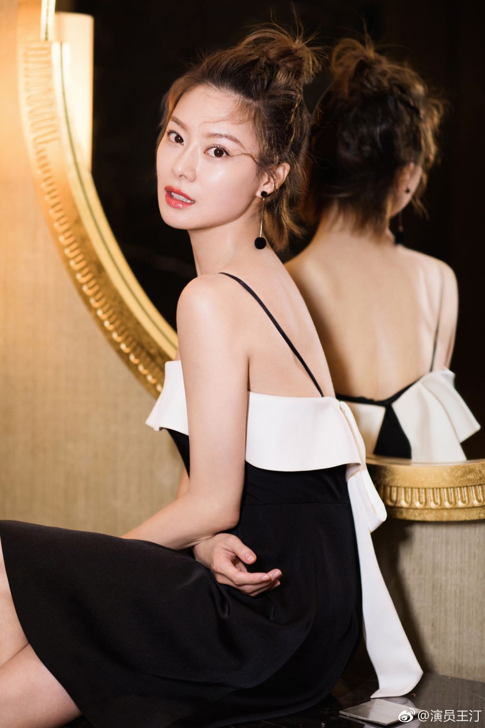 Ting Wang Sexy and Hottest Photos , Latest Pics