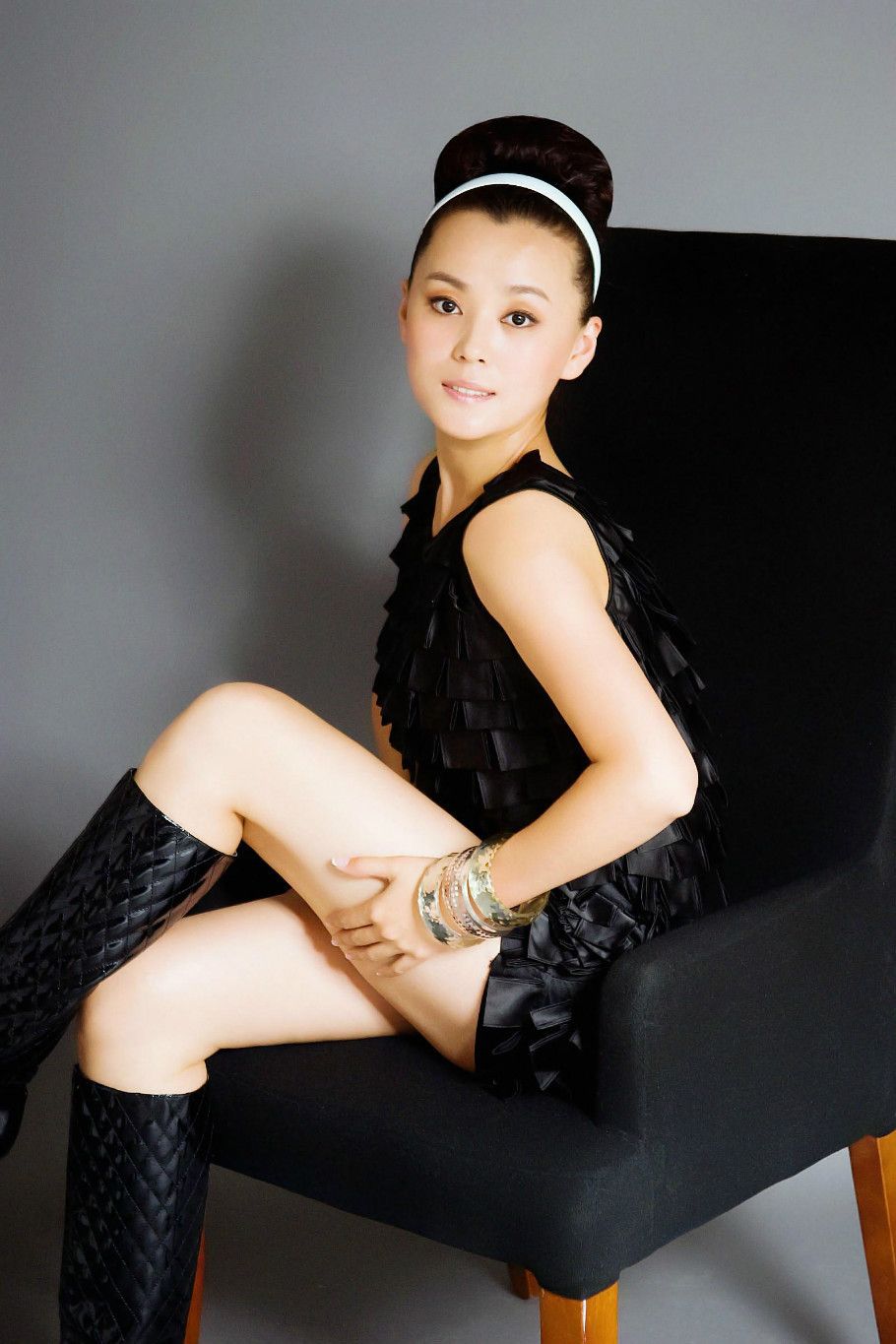 Aiqi Liang Sexy and Hottest Photos , Latest Pics