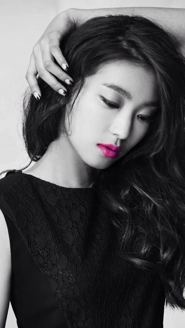 Bo-ra Yoon Sexy and Hottest Photos , Latest Pics
