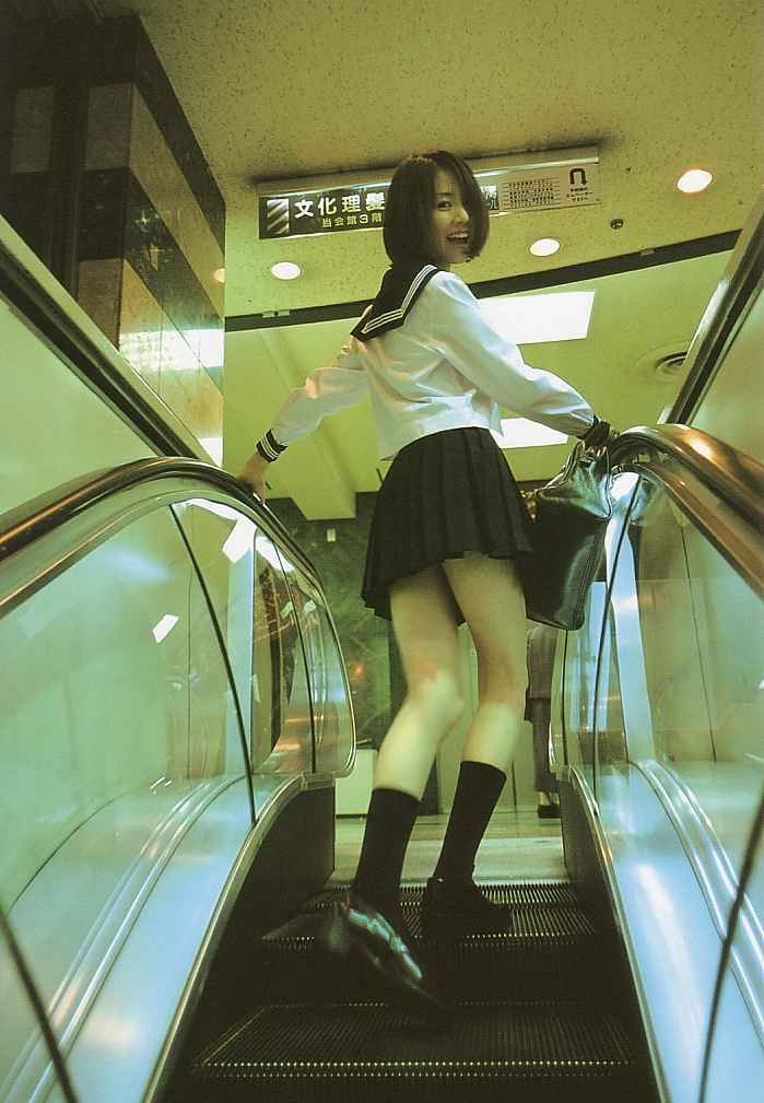 Emi Hasegawa Sexy and Hottest Photos , Latest Pics