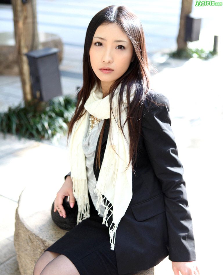 Shizuka Kanno Sexy and Hottest Photos , Latest Pics