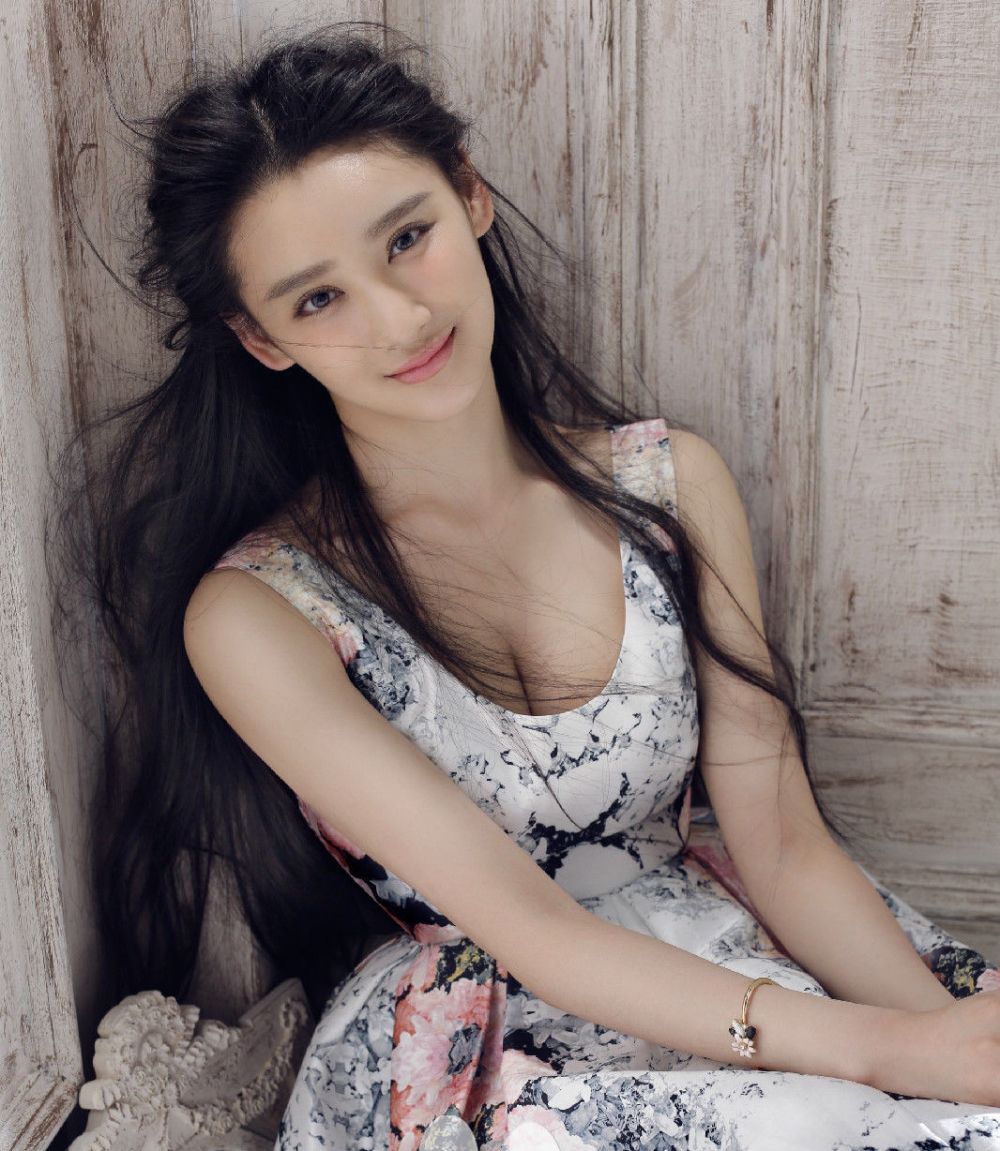 Lin Jia Sexy and Hottest Photos , Latest Pics