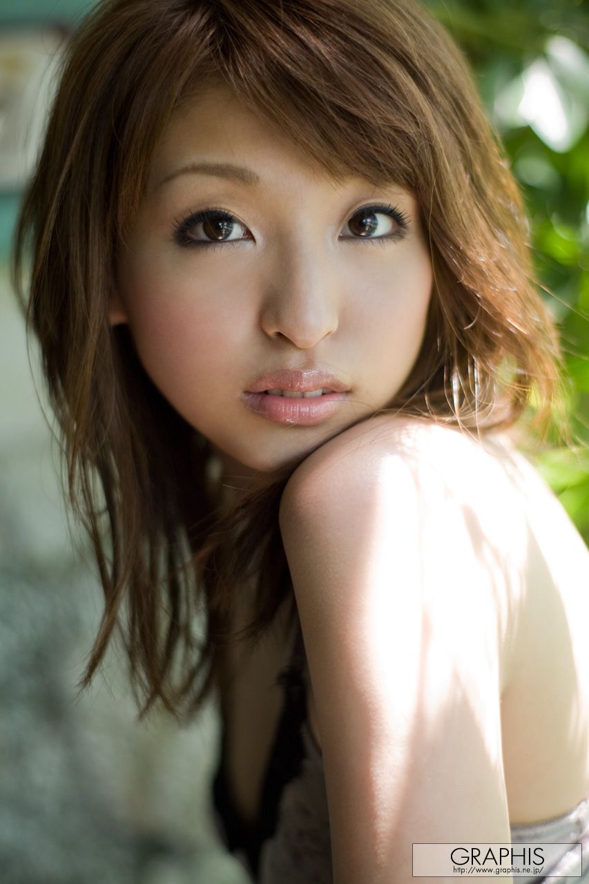 Shoko Akiyama Sexy and Hottest Photos , Latest Pics
