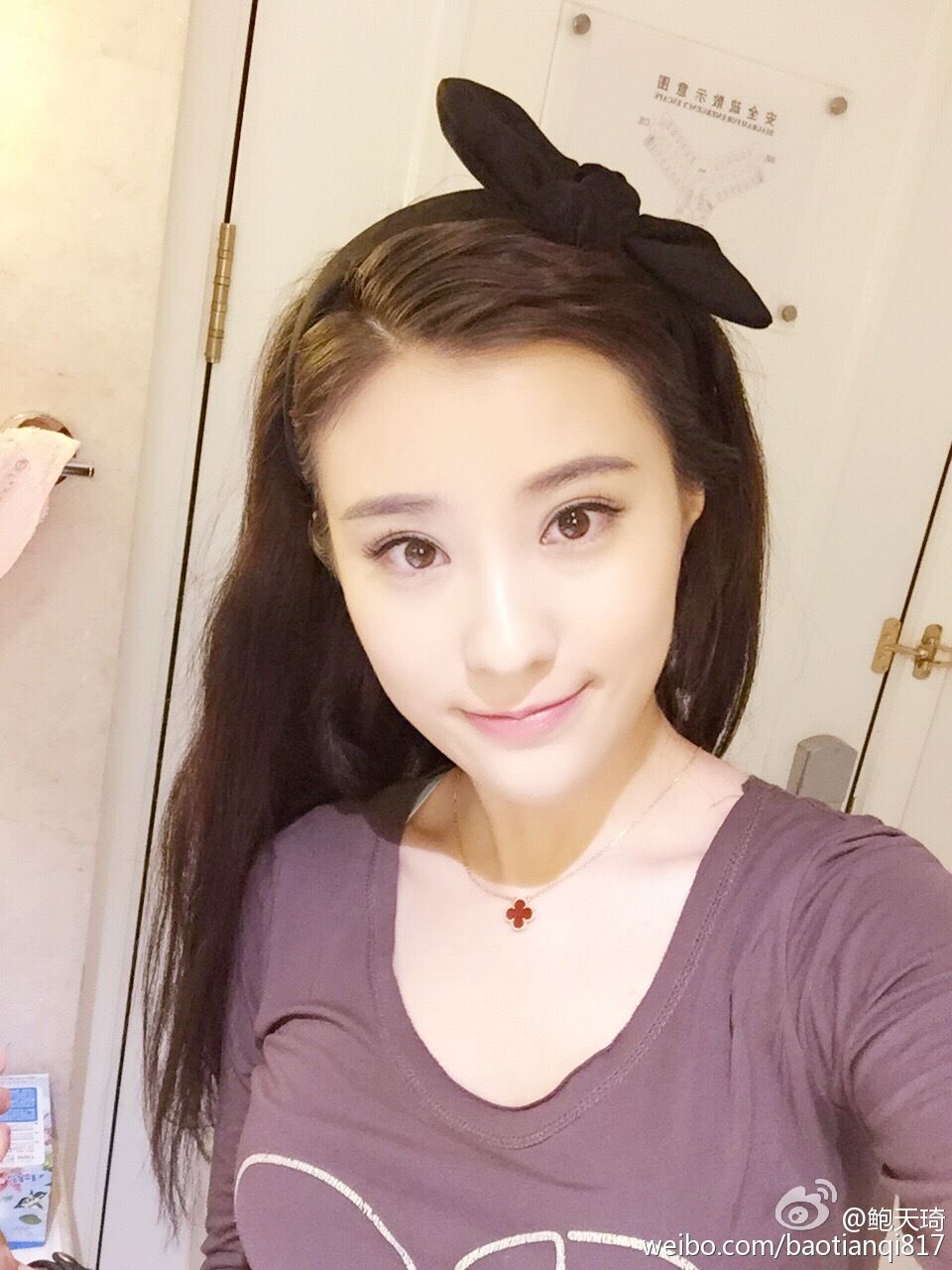Tianqi Bao Sexy and Hottest Photos , Latest Pics