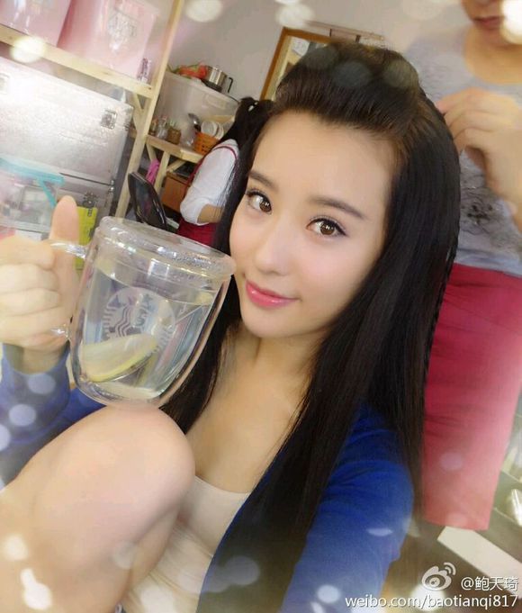 Tianqi Bao Sexy and Hottest Photos , Latest Pics