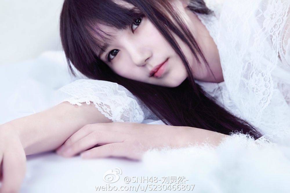 刘炅然 Sexy and Hottest Photos , Latest Pics