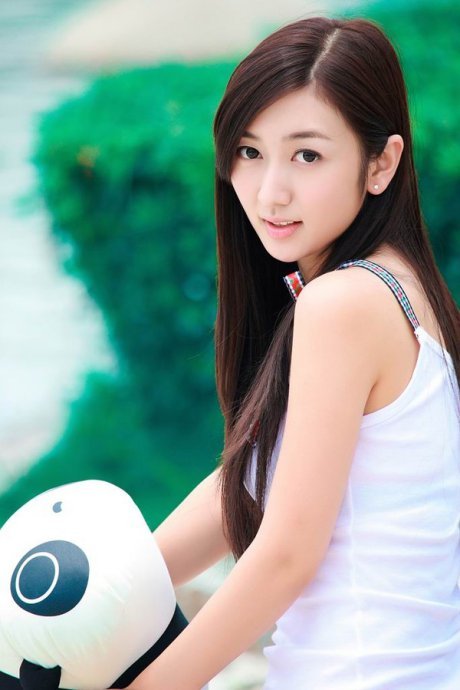 Yingying Yu Sexy and Hottest Photos , Latest Pics