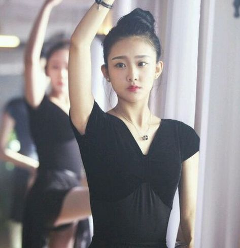 Yuxuan Yuan Sexy and Hottest Photos , Latest Pics