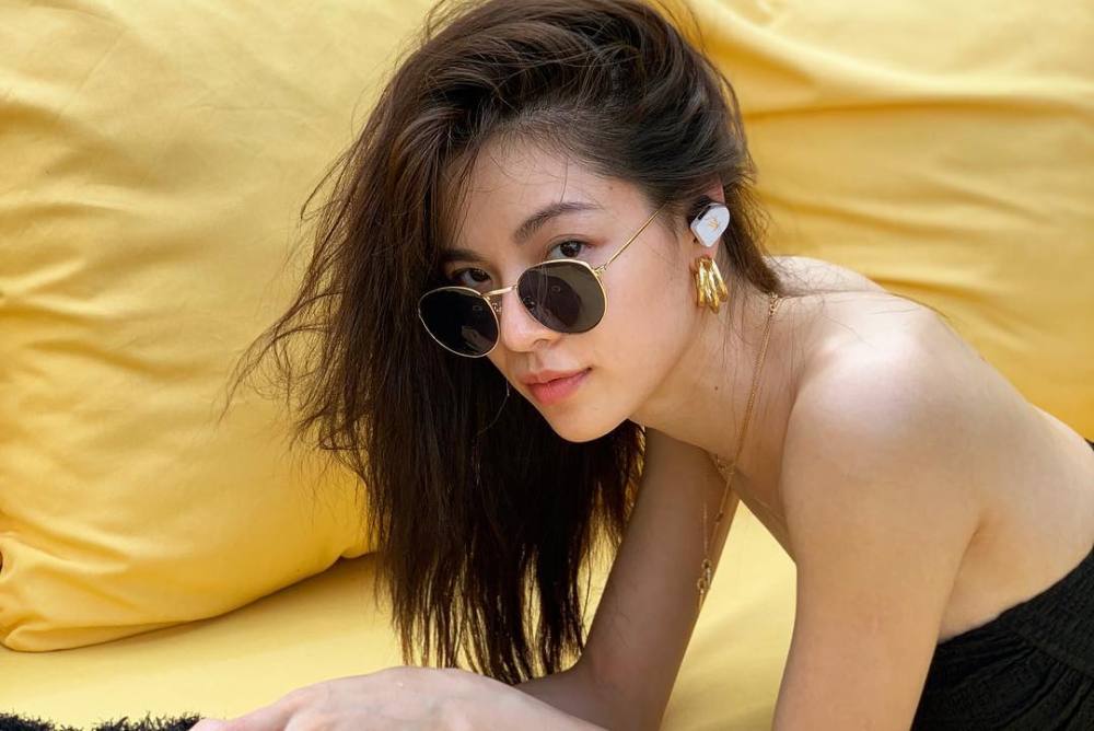 Elane Zhong Sexy and Hottest Photos , Latest Pics