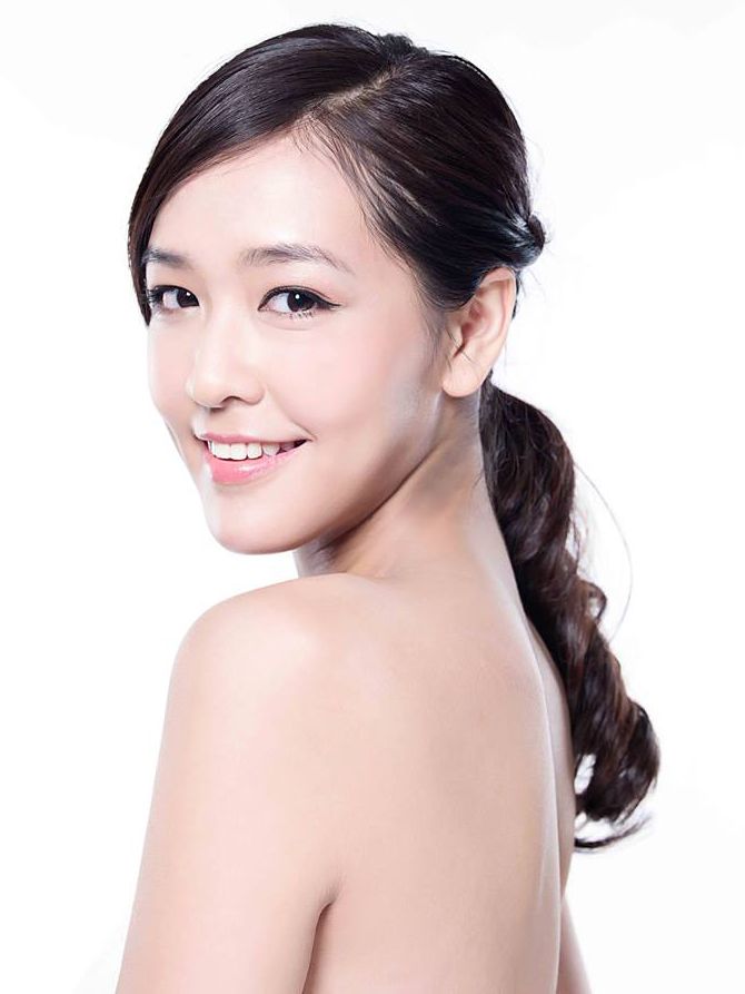 Yoyo Fung Sexy and Hottest Photos , Latest Pics