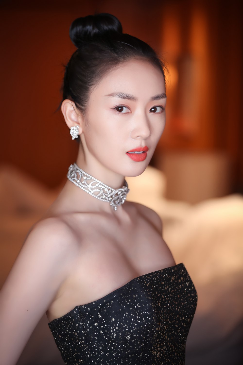 Yao Tong Sexy and Hottest Photos , Latest Pics