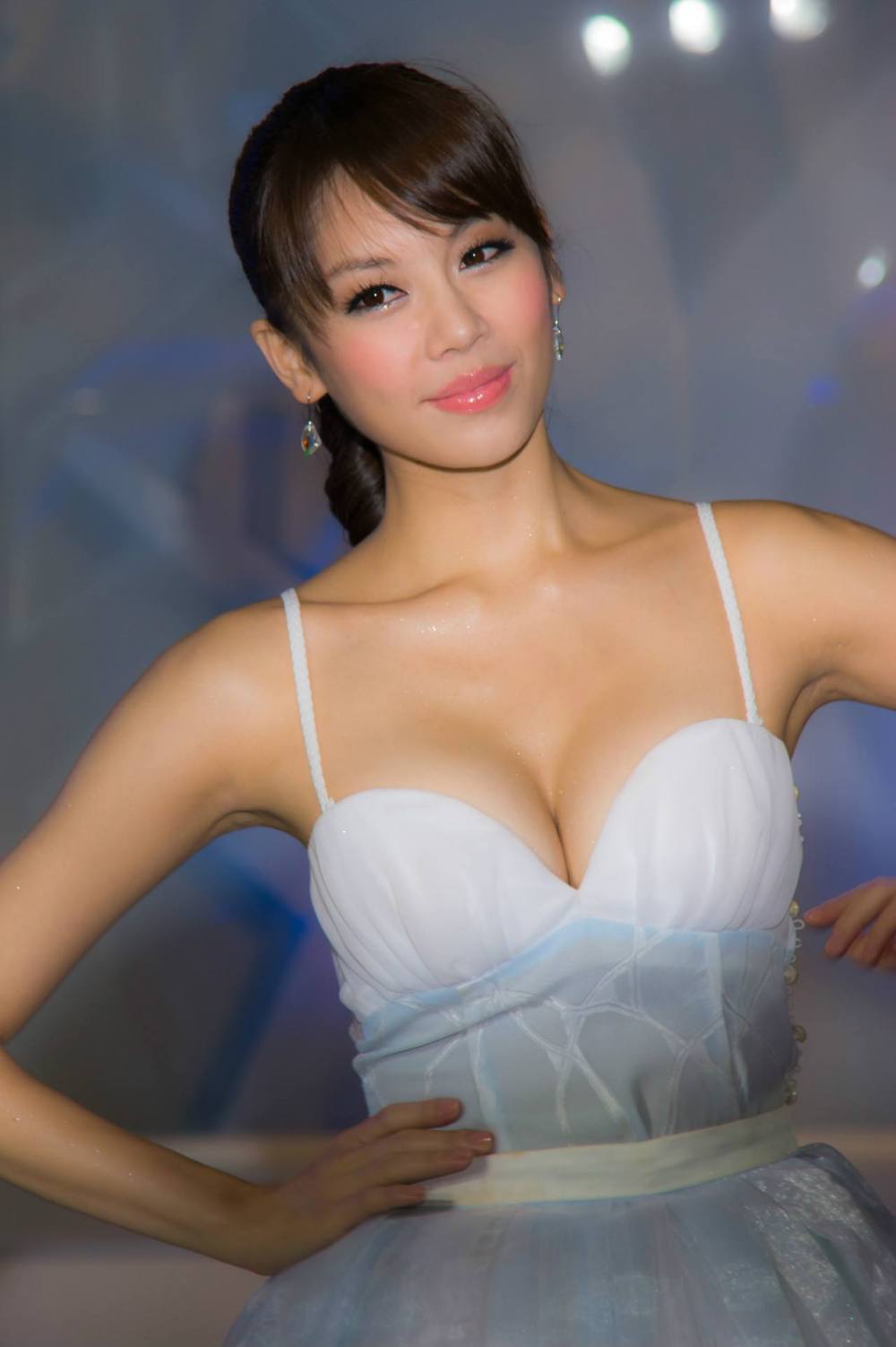 Kelly Liao Sexy and Hottest Photos , Latest Pics