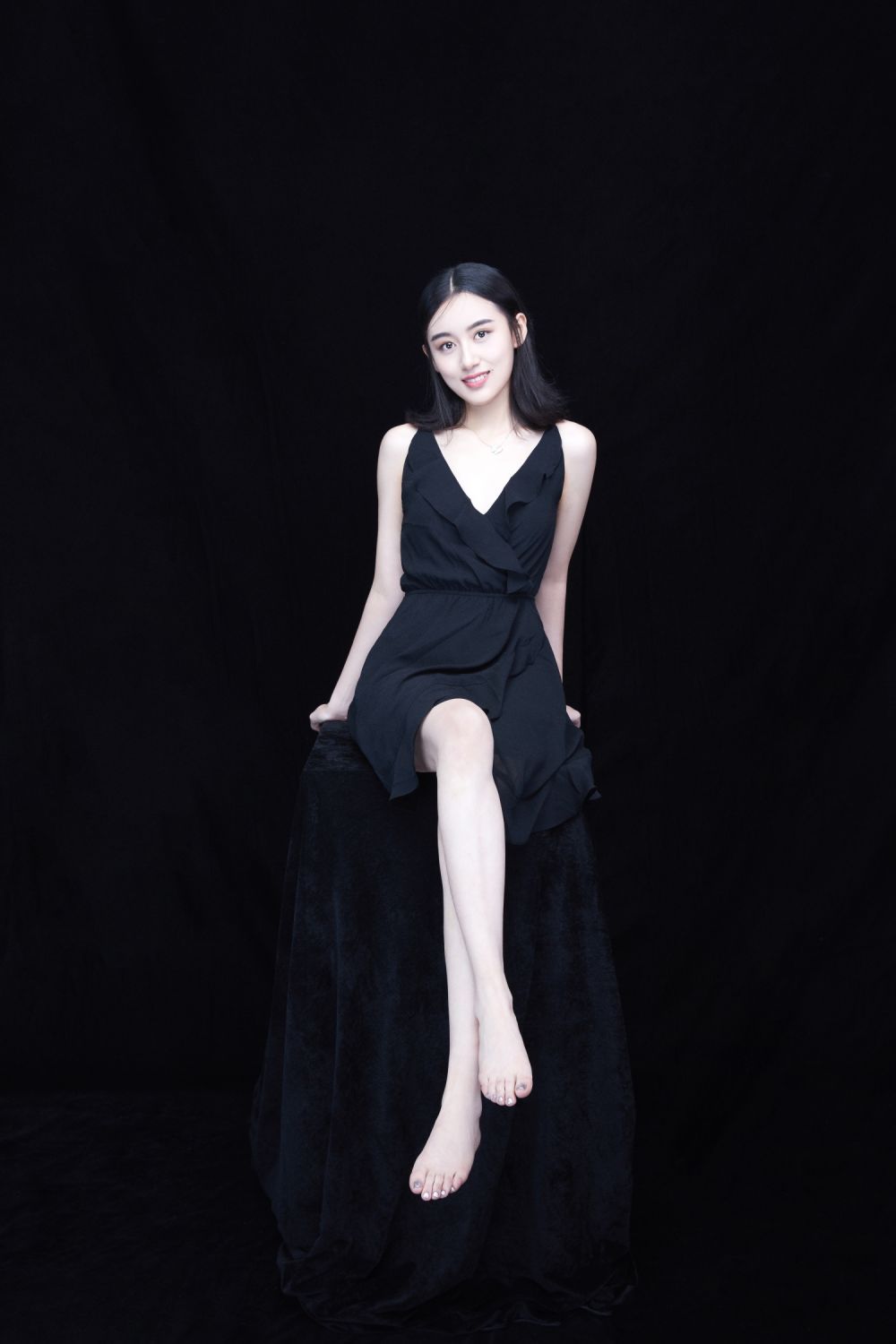 Yuanbing Li Sexy and Hottest Photos , Latest Pics