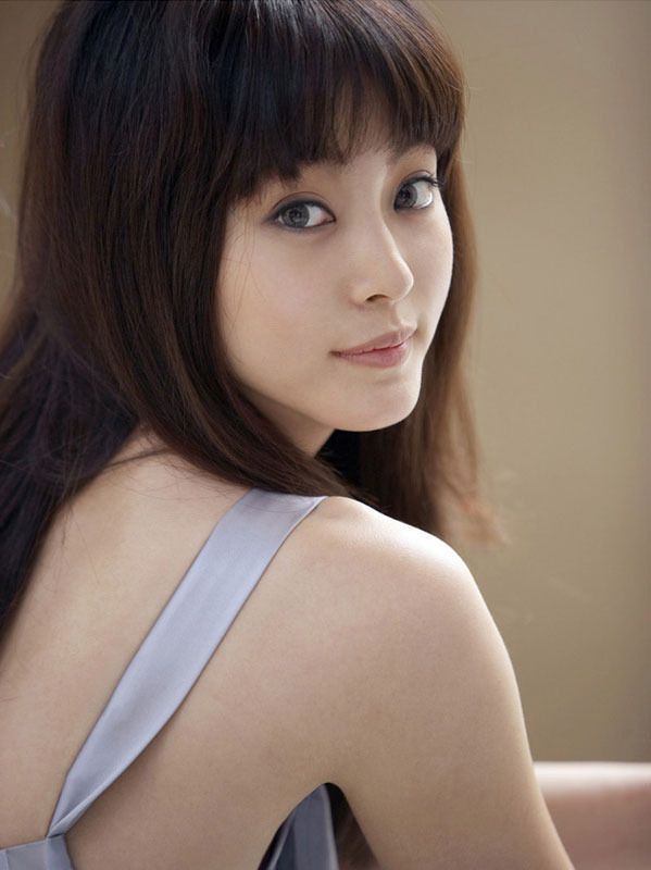 Ye-seul Han Sexy and Hottest Photos , Latest Pics