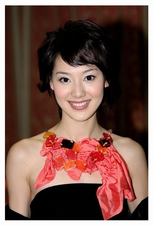 Guan Wang Sexy and Hottest Photos , Latest Pics
