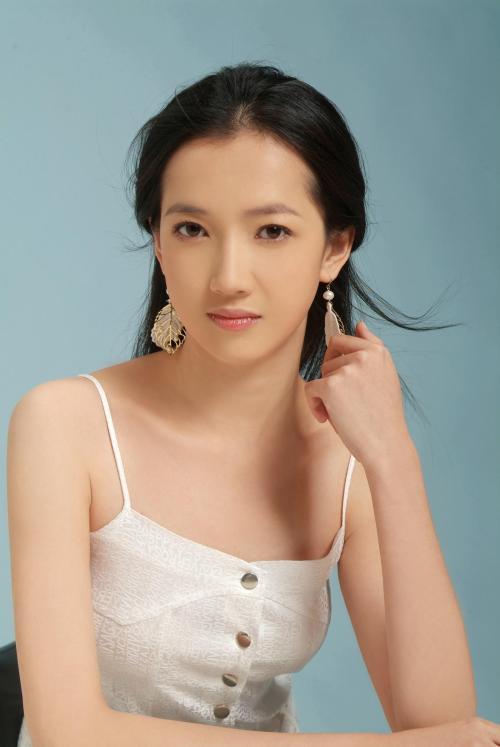 Xiaorong Gong Sexy and Hottest Photos , Latest Pics