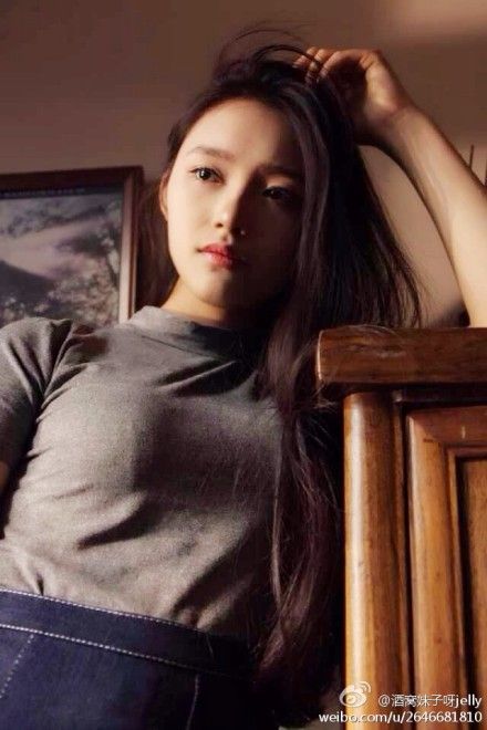Yun Lin Sexy and Hottest Photos , Latest Pics