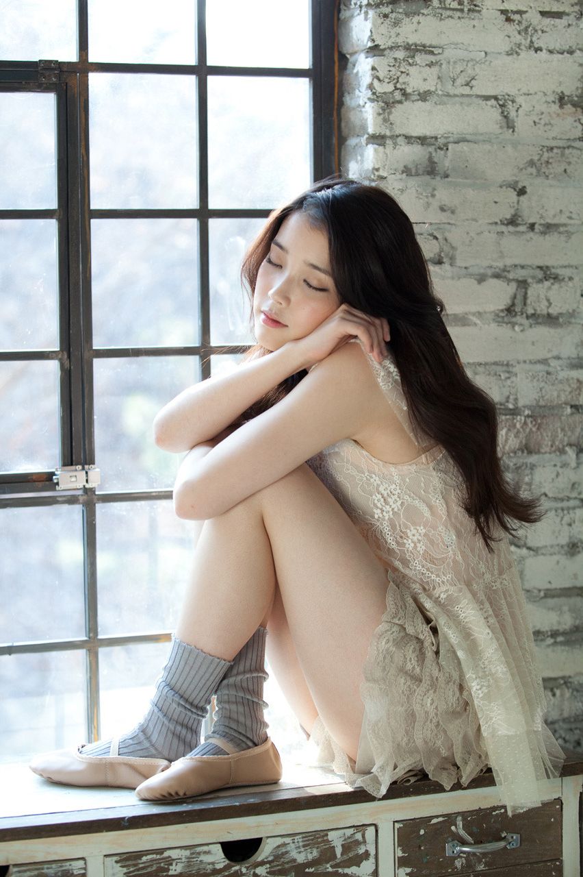 Ji-eun Lee Sexy and Hottest Photos , Latest Pics