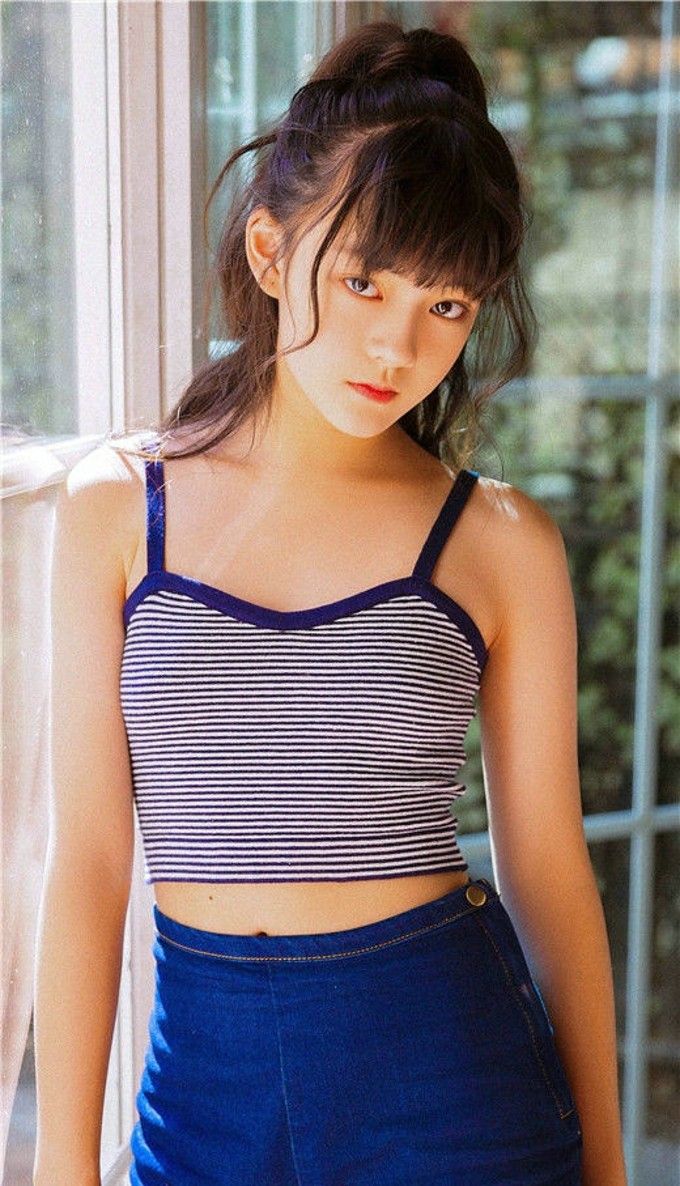 Vicky Chen Sexy and Hottest Photos , Latest Pics