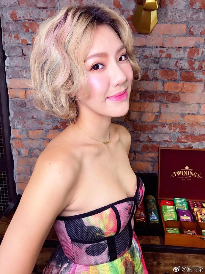 Yu-Jou Liu Sexy and Hottest Photos , Latest Pics