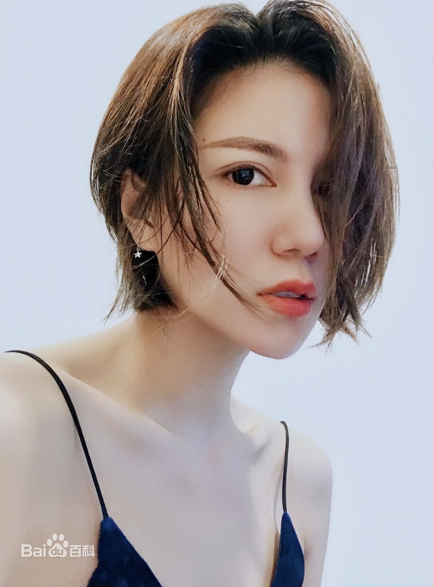 郑沛琳 Sexy and Hottest Photos , Latest Pics