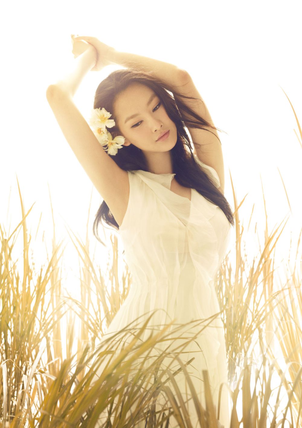 Sienna Li Sexy and Hottest Photos , Latest Pics