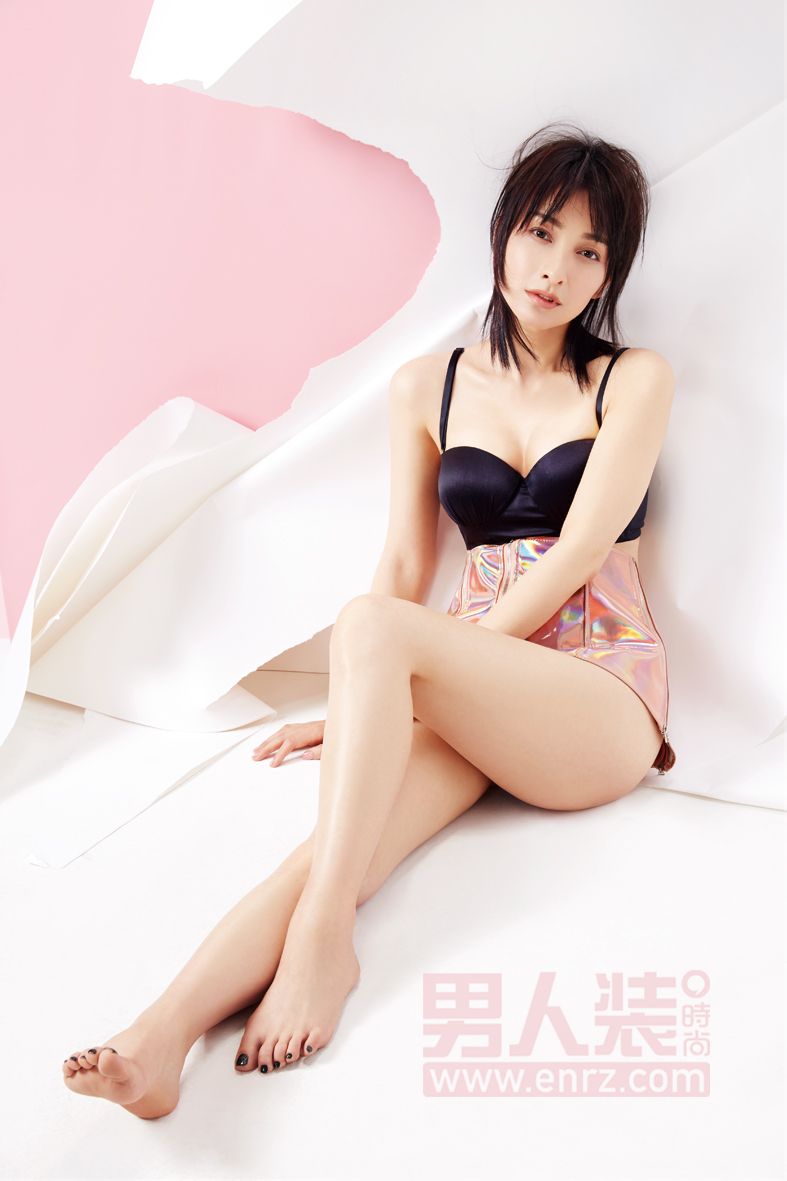 Xin Wu Sexy and Hottest Photos , Latest Pics