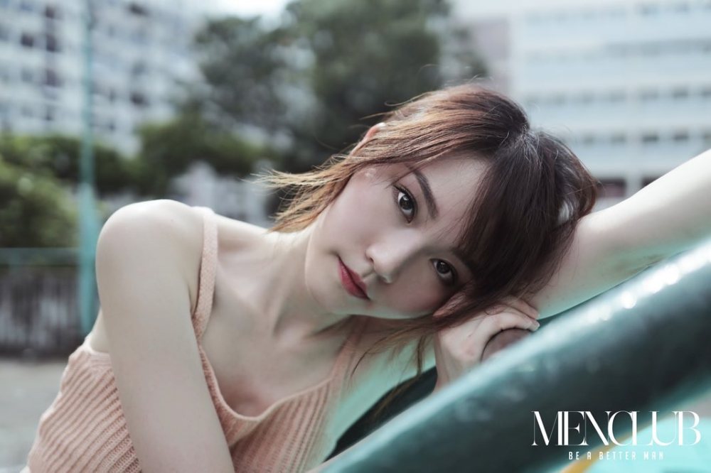 Yanny Wing-yan Chan Sexy and Hottest Photos , Latest Pics