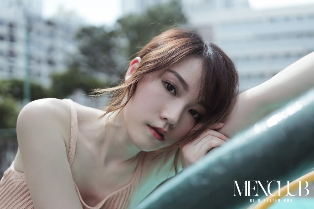 Yanny Wing-yan Chan Sexy and Hottest Photos , Latest Pics