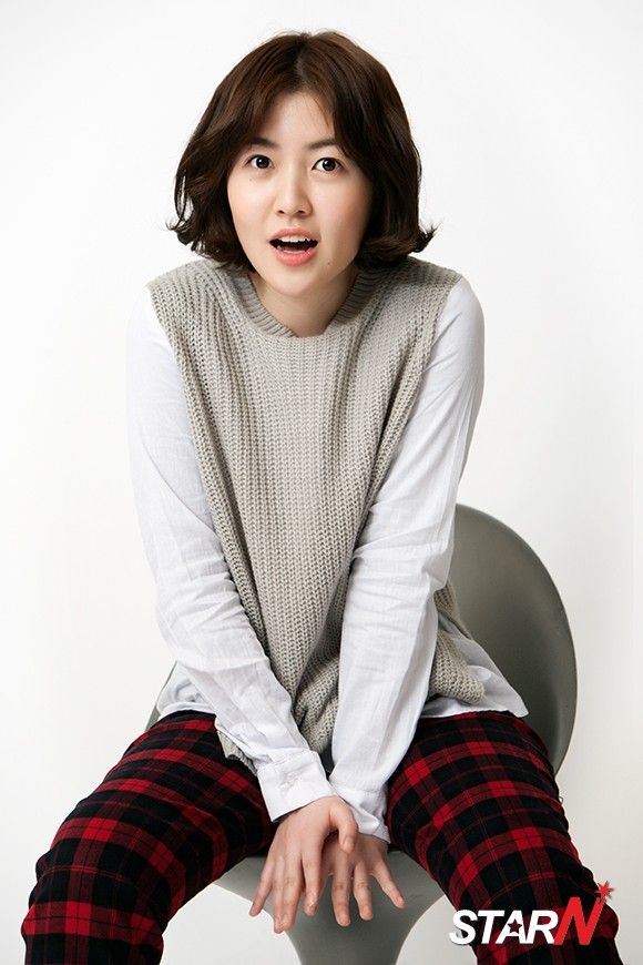 Shim Eun-kyung Sexy and Hottest Photos , Latest Pics