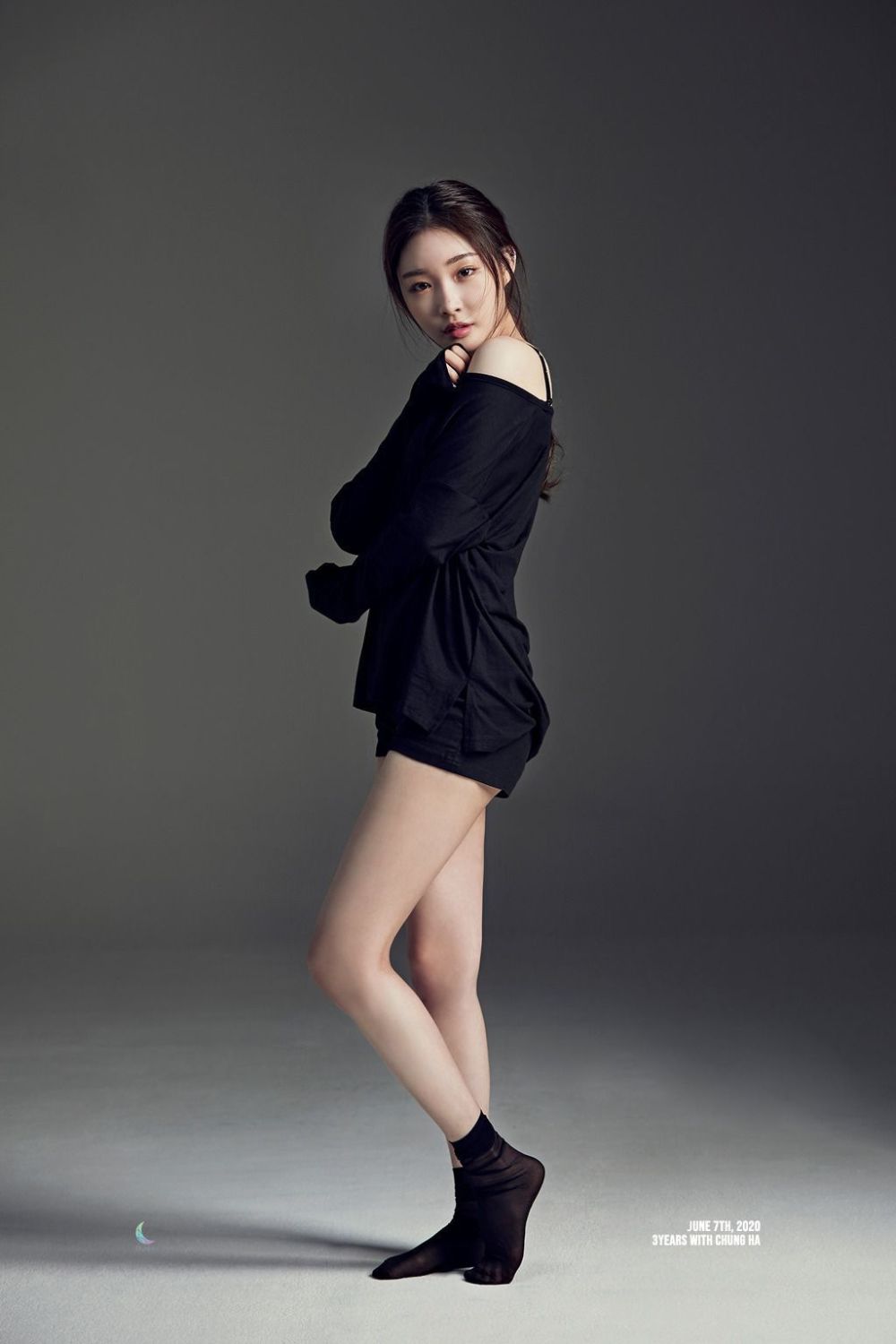 Chung-ha Kim Sexy and Hottest Photos , Latest Pics