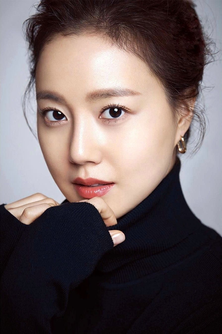 Moon Chae-Won Sexy and Hottest Photos , Latest Pics