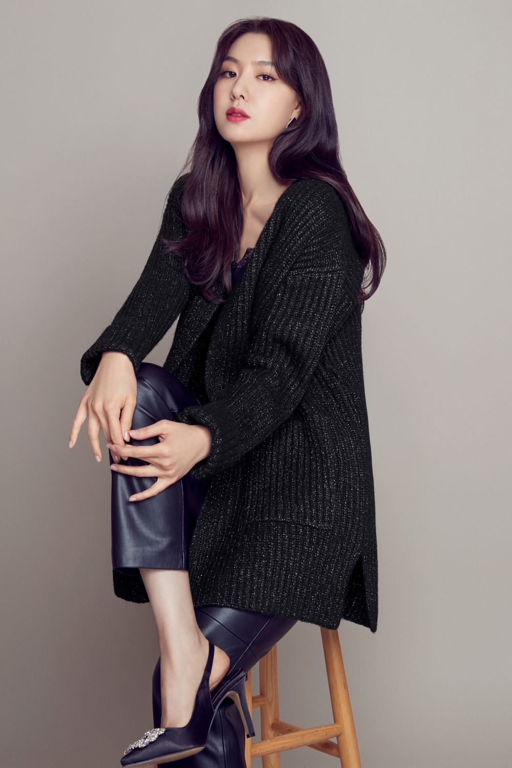 Seo Ji-hye Sexy and Hottest Photos , Latest Pics