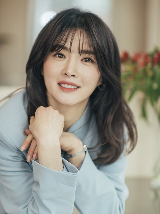 Ahn Si-Ha Sexy and Hottest Photos , Latest Pics
