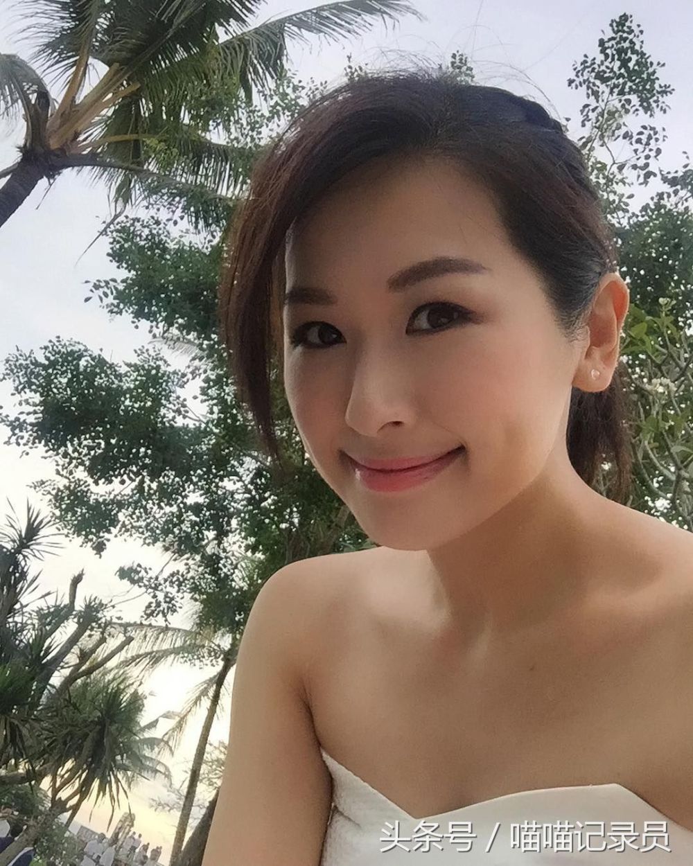 Candice Chiu Sexy and Hottest Photos , Latest Pics